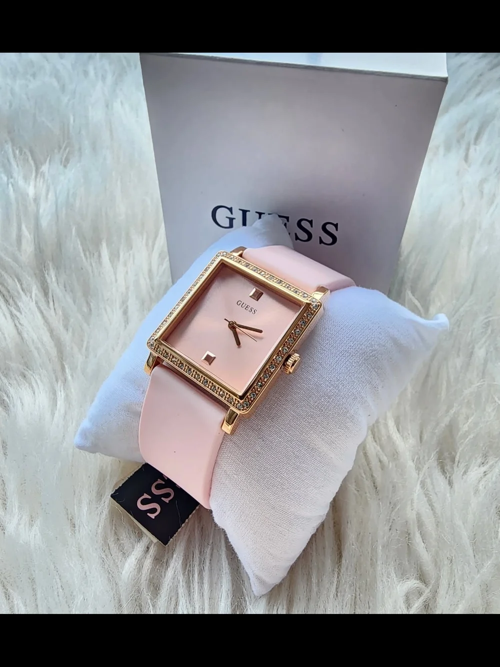 GUESS Women's Pink Square Crystal-Accent Watch Original Brand New - Picture 2 of 7